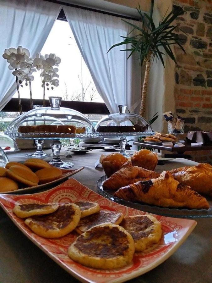 Il Vecchio Borgo Relais Hotell Como Exteriör bild