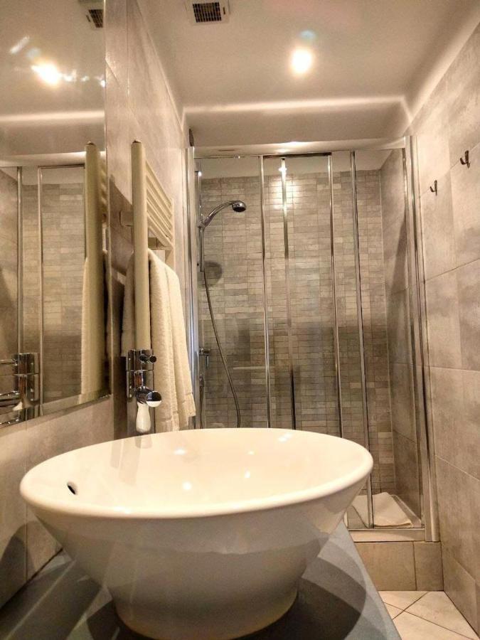 Il Vecchio Borgo Relais Hotell Como Exteriör bild